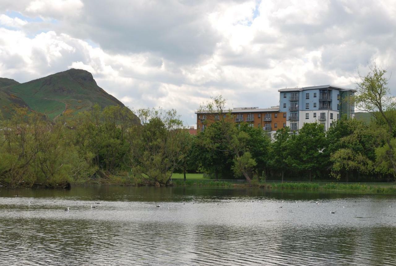 Appartement Lochend Park View